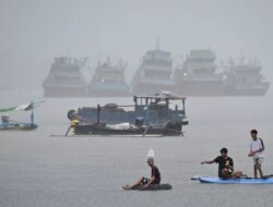 BMKG Banyuwangi Peringatkan Gelombang Tinggi 4 Meter, Pelayaran Diminta Waspada