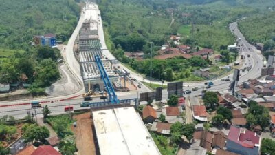 jelang-mudik-lebaran,-kemenhub-tinjau-tol-yogya–bawen-dan-solo–yogya,-siap-difungsionalkan