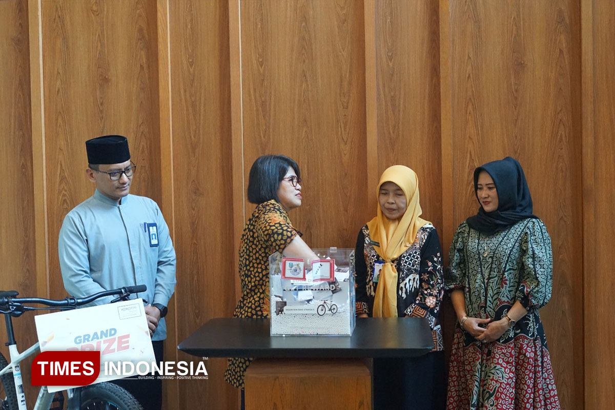 adwis-iqbal-perdana-menangkan-sepeda-gunung-‘book-direct-get-reward’-kokoon-hotel-banyuwangi-–-times-banyuwangi