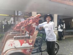 Misdi, Pembecak Lansia Banyuwangi yang Kini Punya Harapan Baru Berkat Becak Listrik Presiden Prabowo