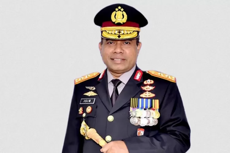 mantan-ajudan-presiden-jokowi-jabat-kadiv-humas-polri,-ini-profil-dan-karier-lengkap-irjen-pol-johnny-eddizon-isir