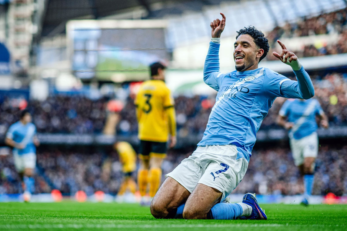 manchester-city-menang-tanpa-haaland,-liverpool-tumbang-di-detik-akhir-–-times-banyuwangi