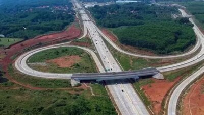 kemenhub-tinjau-tol-yogyakarta–bawen-dan-solo–yogyakarta,-siap-difungsionalkan-saat-mudik-lebaran-2026
