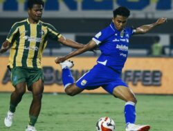 Persib Bandung vs PSBS Biak, Skor Kacamata Hiasi Babak Pertama – TIMES Banyuwangi