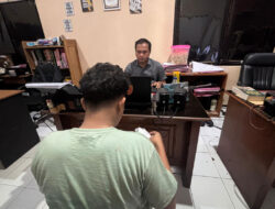 Polsek Banyuwangi Kota Tangkap Pelaku Pencurian Handphone di Konter BUB Cell – TIMES Banyuwangi