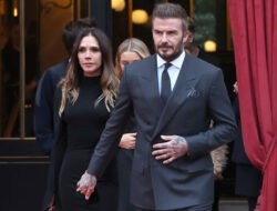 Victoria Beckham Dapat Penghargaan Ksatria dari Prancis – TIMES Banyuwangi