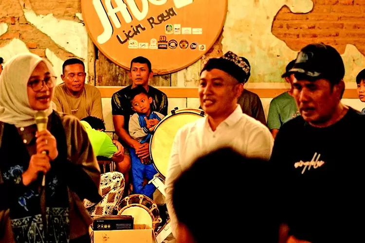 donny-arsilo-sofyan,-camat-licin-penggerak-pariwisata-berbasis-budaya-dan-alam-lestari:-dari-lereng-ijen,-licin-tumbuh-sebagai-wajah-pariwisata