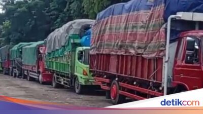 penyeberangan-banyuwangi-lembar-antre-5-hari,-sopir-truk-protes-ke-dprd