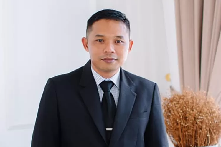 dari-ruang-sidang-hingga-pendidikan-advokat-muda:-eko-sutrisno,-penggerak-advokat-banyuwangi-yang-menjaga-marwah-officium-nobile