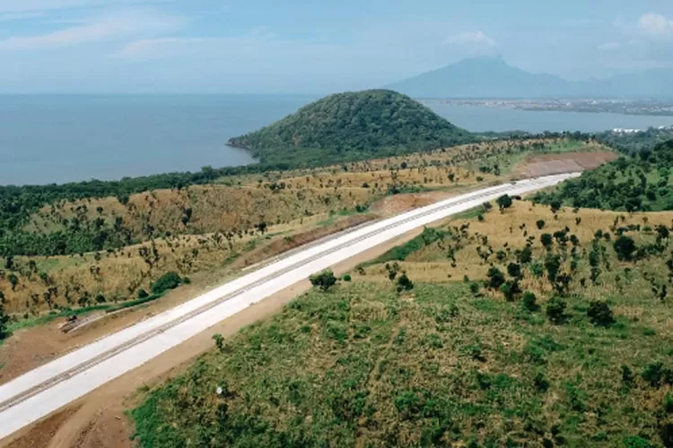 tol-probolinggo–banyuwangi-tahap-i-hampir-rampung,-paket-paiton–besuki-tembus-97,66-persen