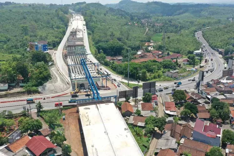 tol-yogyakarta–bawen-ditargetkan-fungsional-lebaran-2026,-seksi-bawen–ambarawa-jadi-andalan-urai-kemacetan
