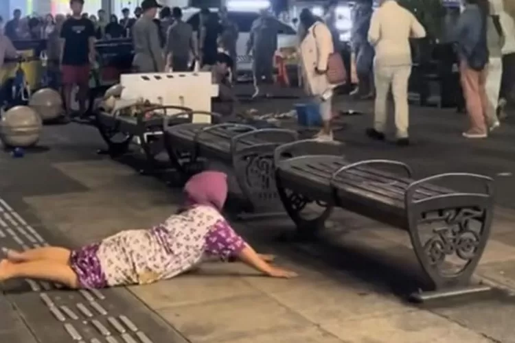 viral-penjual-sate-histeris-saat-penertiban,-wawali-yogya-tegaskan-malioboro-harus-bebas-pkl