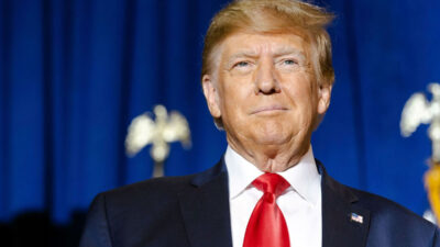 trump-pertimbangkan-serangan-militer-ke-iran-usai-pembicaraan-nuklir-gagal-–-times-banyuwangi