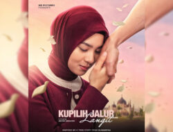 Duet Azizi Asadel dan Emir Mahira Suguhkan Sisi Keikhlasan di Film ‘Kupilih Jalur Langit’ – TIMES Banyuwangi