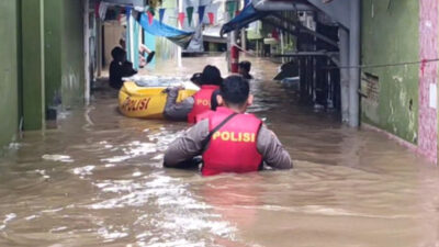 luapan-kali-ciliwung-rendam-38-rt-di-jakarta-timur-–-times-banyuwangi