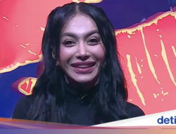 Denada Akui Ressa Anak Kandungnya