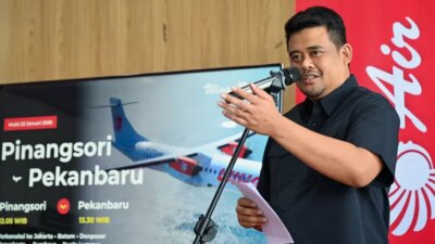 bobby-nasution-resmikan-rute-baru-pinangsori–pekanbaru,-minta-tiket-pesawat-terjangkau