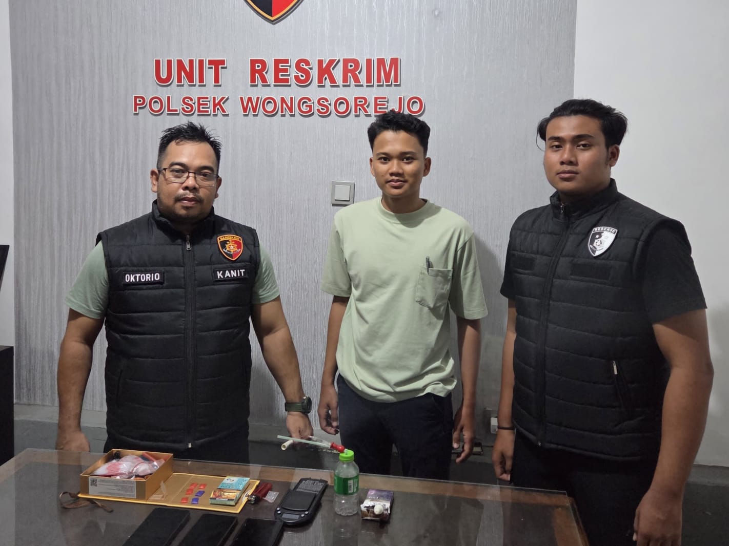 pesta-sabu-dan-judi-online-digerebek-polisi,-tiga-warga-bangsring-diamankan