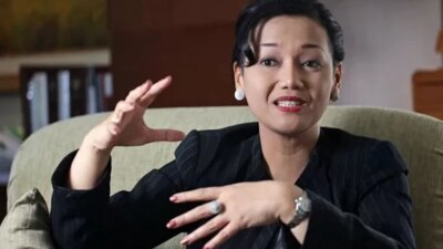 ojk-tunjuk-friderica-widyasari-dan-hasan-fawzi-sebagai-anggota-dewan-komisioner-pengganti