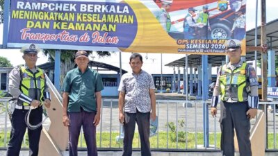 satlantas-polresta-banyuwangi-pasang-banner-operasi-keselamatan-semeru-2026,-ajak-pengendara-tertib-berlalu-lintas