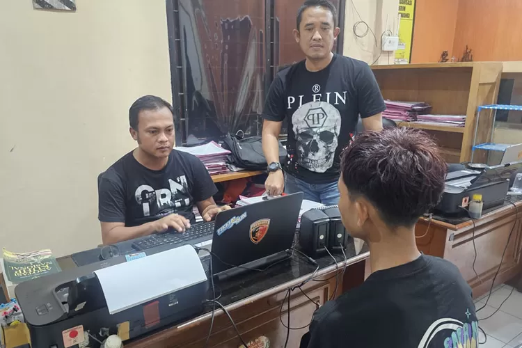 curi-motor-di-pantai-marina-boom-banyuwangi,-pelaku-ditangkap-polisi-di-pasuruan