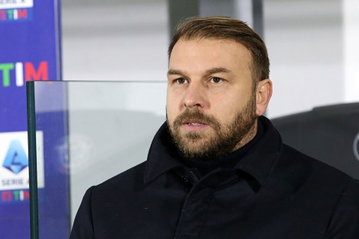 enam-klub-pecat-pelatih,-hellas-verona-dan-pisa-terbaru-di-serie-a-–-times-banyuwangi