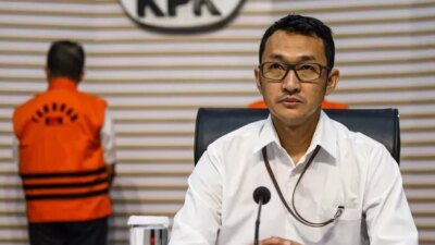 dari-ott-hingga-21-tersangka,-begini-kronologi-skandal-proyek-kereta-api