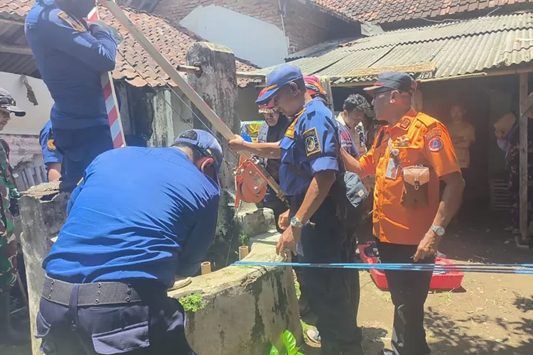 warga-patoman-timur-banyuwangi-tewas-terjatuh-ke-sumur-sedalam-15-meter