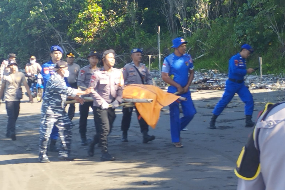 tiga-jenazah-ditemukan-selama-sepekan-evakuasi-bangkai-kmp-tunu-pratama-jaya-–-times-banyuwangi