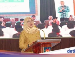 Bupati Ipuk Paparkan Kiat Sukses Bansos Digital di Kemendagri