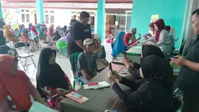 sukses-piloting-di-banyuwangi,-digitalisasi-bansos-akan-diterapkan-secara-nasional-tahun-ini