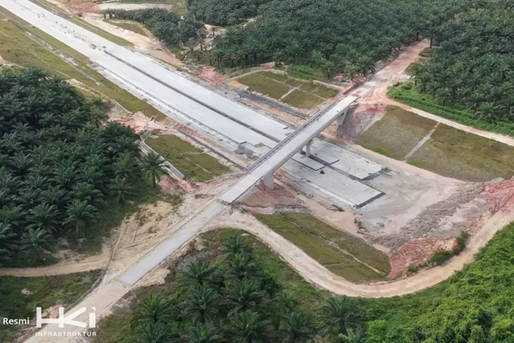 progres-tol-lingkar-pekanbaru-tembus-71-persen,-hutama-karya-infrastruktur-perkuat-keselamatan-dan-prinsip-esg