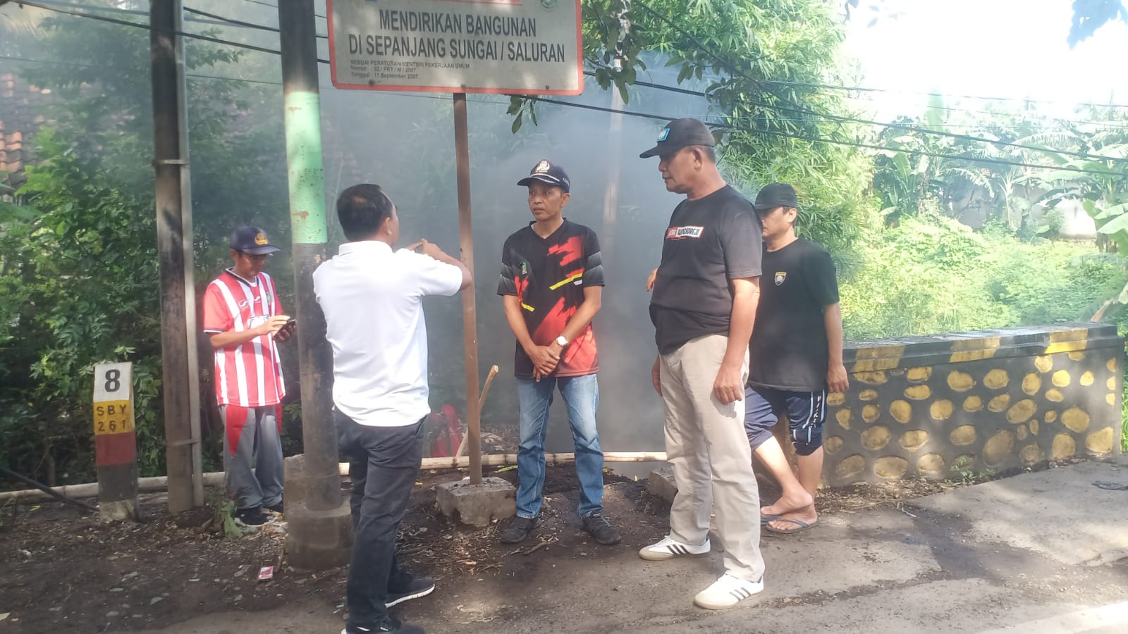 camat-mahfud-pimpin-langsung-jumat-bersih,-wongsorejo-bergerak-menuju-kecamatan-“naik-kelas”