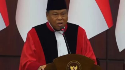 13-tahun-di-mk,-arief-hidayat-ungkap-dinamika-membanggakan-hingga-penuh-kepiluan