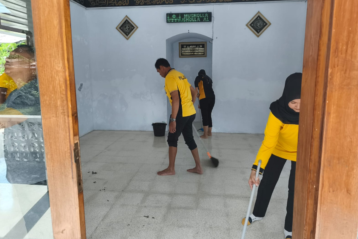 laksanakan-arahan-presiden-prabowo,-polresta-banyuwangi-bersih-bersih-langgar-–-times-banyuwangi