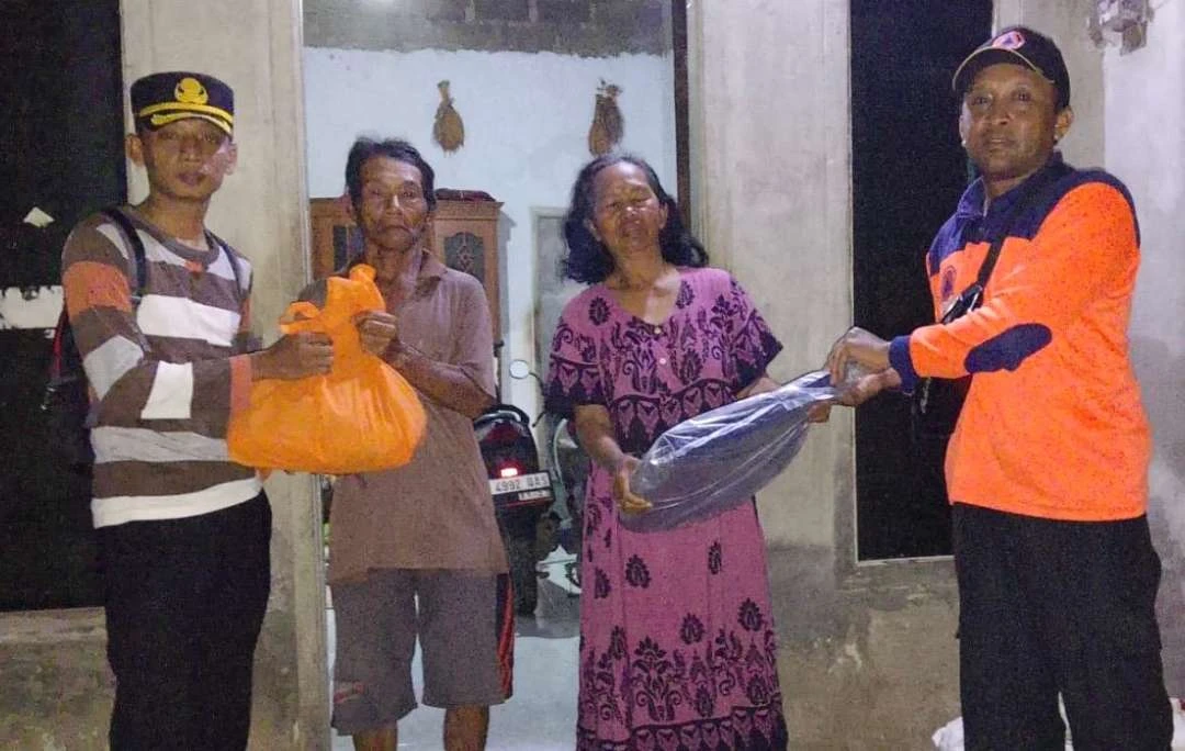 hujan-disertai-angin-kencang-landa-sejumlah-wilayah-banyuwangi,-59-kk-terdampak