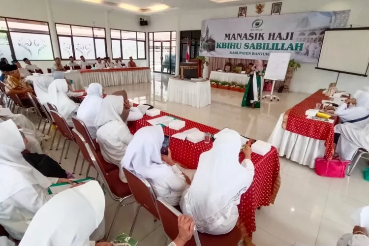 kbihu-sabilillah-banyuwangi-gelar-manasik-haji,-bahas-fiqih-khusus-jamaah-perempuan