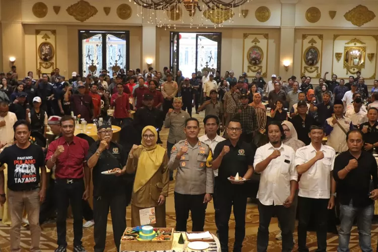 polresta-banyuwangi-peringati-hpn-2026:-pers-harus-sajikan-informasi-akurat,-berimbang,-dan-tidak-provokatif