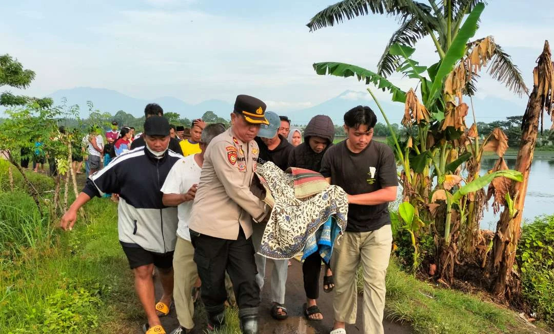 pemuda-di-banyuwangi-tewas-saat-memanah-ikan-di-kolam-bekas-tambang-galian-c