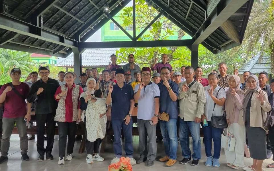 banyuwangi-bentuk-asosiasi-koperasi-desa/kelurahan-merah-putih,-sebagai-ruang-konsolidasi-kdkmp