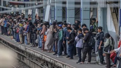 penumpang-krl-tembus-437-juta,-ini-ancaman-jika-tak-ada-kereta-baru