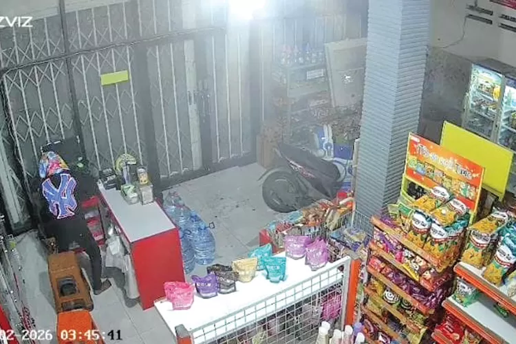 bobol-toko-dan-buang-uang-rp48-juta-ke-sungai,-pemuda-rogojampi-terancam-7-tahun-penjara