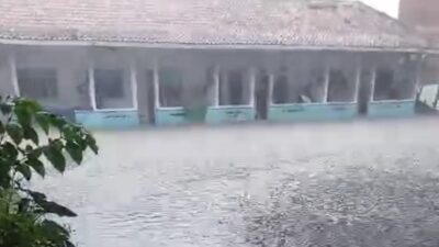 banjir-kepung-pesantren-bahrul-ulum,-pondok-&-dhalem-kyai-terendam-—-jeritan-santri-menunggu-kepedulian-pejabat