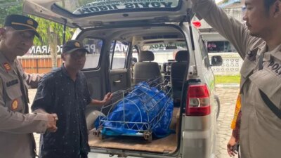 mayat-pria-ditemukan-mengapung-di-pantai-lampon-banyuwangi,-diduga-pelaku-curanmor-yang-kabur-ke-laut