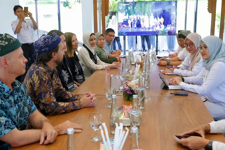 didukung-clean-rivers,-banyuwangi-bangun-dua-tps3r-berkapasitas-50-ton-layani-850-ribu-jiwa