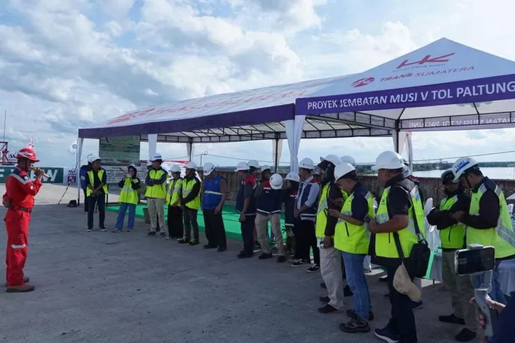 jelang-idul-fitri,-hutama-karya-percepat-tol-palembang–betung-dan-siapkan-layanan-jtts-optimal