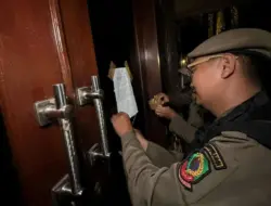 Satpol PP Banyuwangi Patroli Pengawasan Tempat Hiburan Malam