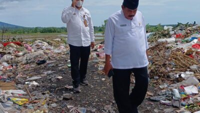 kades-achmad-thoha-murka,-bajulmati-jadi-sasaran-sampah-kiriman-dari-luar-desa