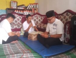 Ramadhan Penuh Berkah, Perangkat Desa Sumberanyar Istiqamah Khatmil Qur’an di Kantor