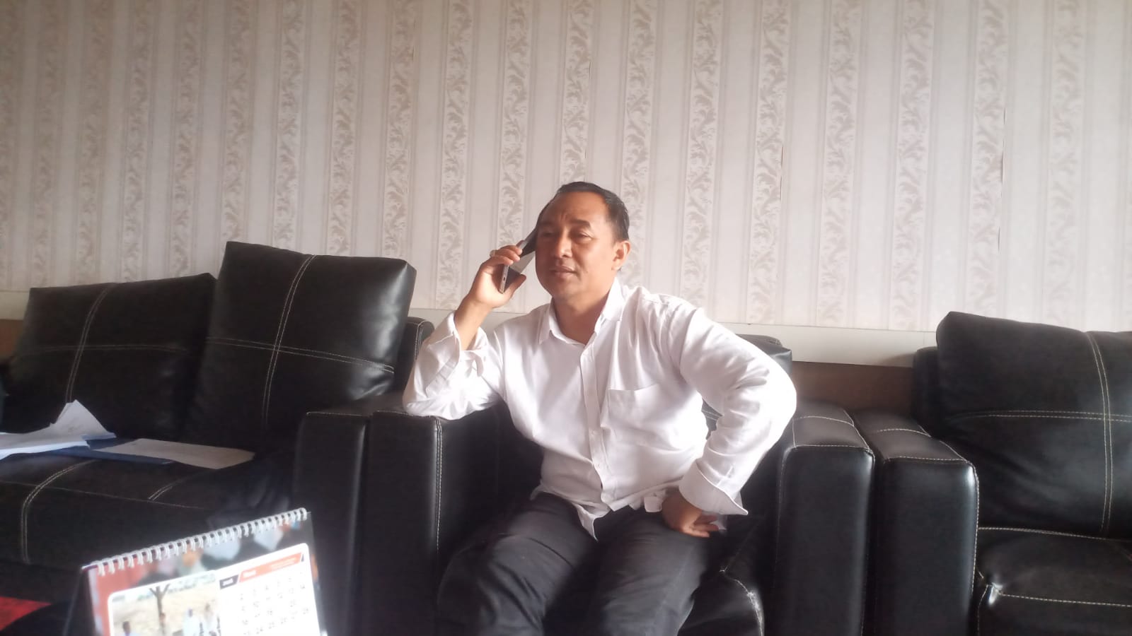 lapor-camat-menggema,-camat-wongsorejo-gerak-cepat-tindaklanjuti-aduan-warga